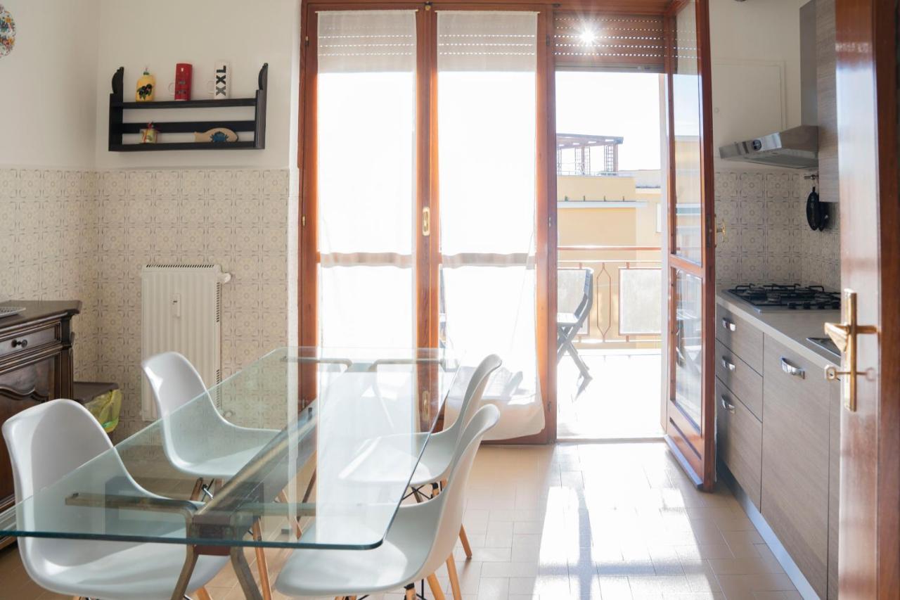 093 - Casa Panorama, Vista Mare E Vista Portofino, 500 Metri Centro Di Chiavari, Posto Auto Gratis Incluso Appartement Buitenkant foto