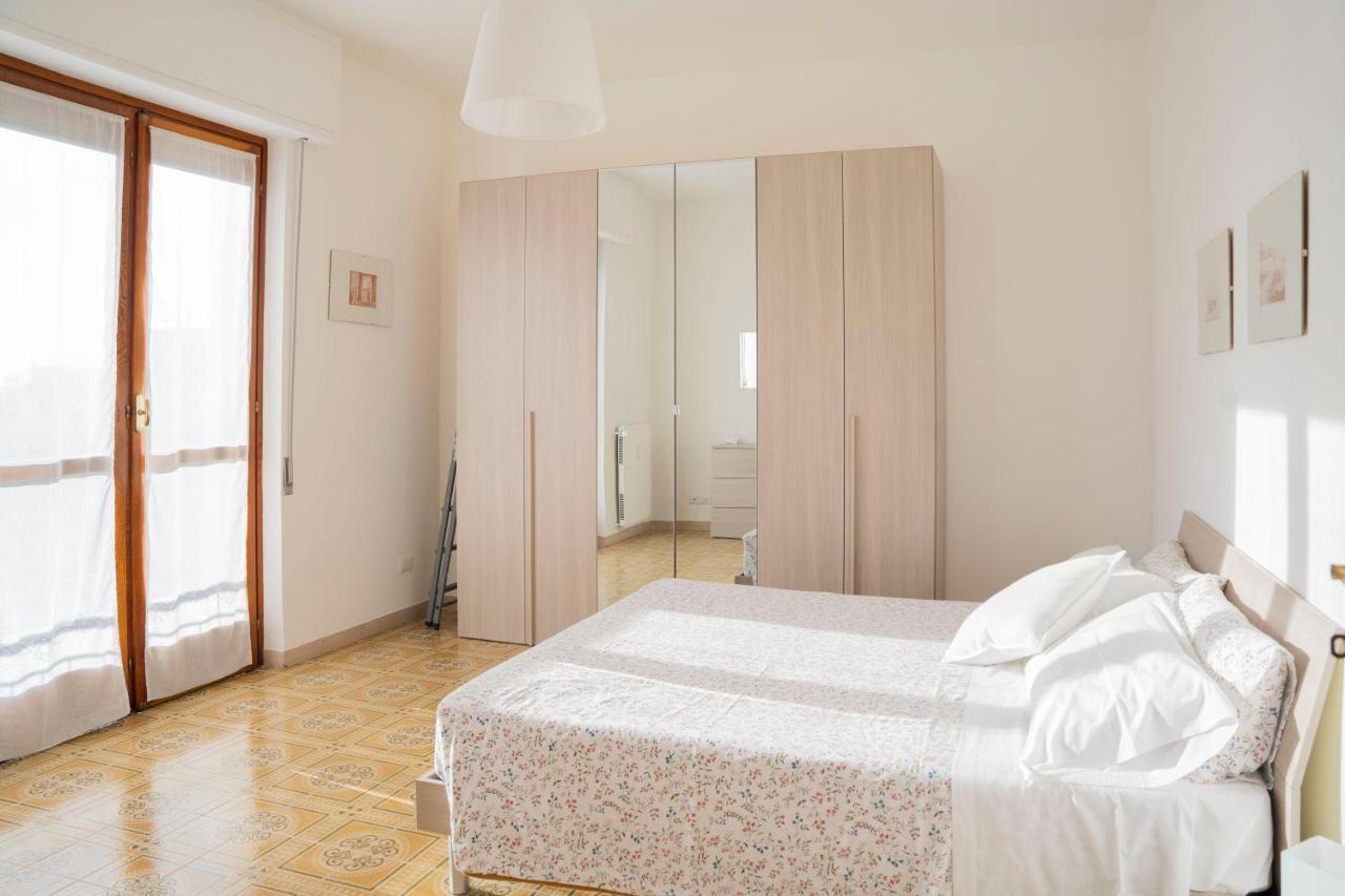 093 - Casa Panorama, Vista Mare E Vista Portofino, 500 Metri Centro Di Chiavari, Posto Auto Gratis Incluso Appartement Buitenkant foto